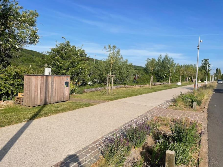 Maison Fleurs De Lys, Climatisee, Wifi Et Parking Privee Gratuit, Lave-Linge, Vernon Giverny Exteriör bild
